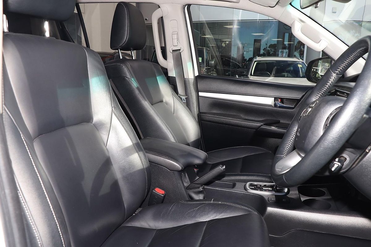 2019 Toyota Hilux SR5 GUN126R 4X4
