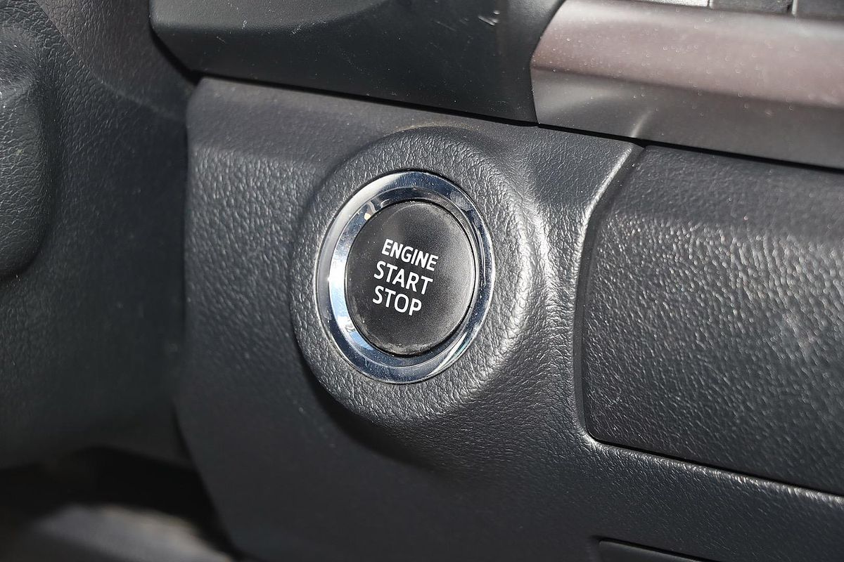 2019 Toyota Hilux SR5 GUN126R 4X4