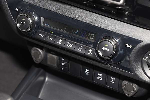 2019 Toyota Hilux SR5 GUN126R 4X4