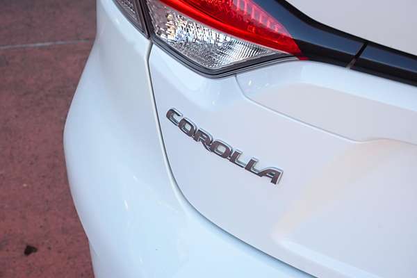 2021 Toyota Corolla SX MZEA12R