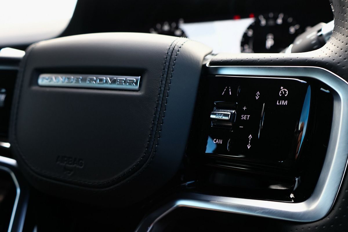2022 Land Rover Range Rover Evoque P250 R-Dynamic SE L551