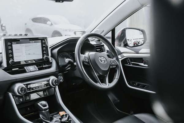 2020 Toyota RAV4 Cruiser AXAH52R