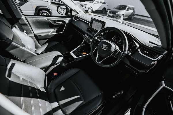 2020 Toyota RAV4 Cruiser AXAH52R