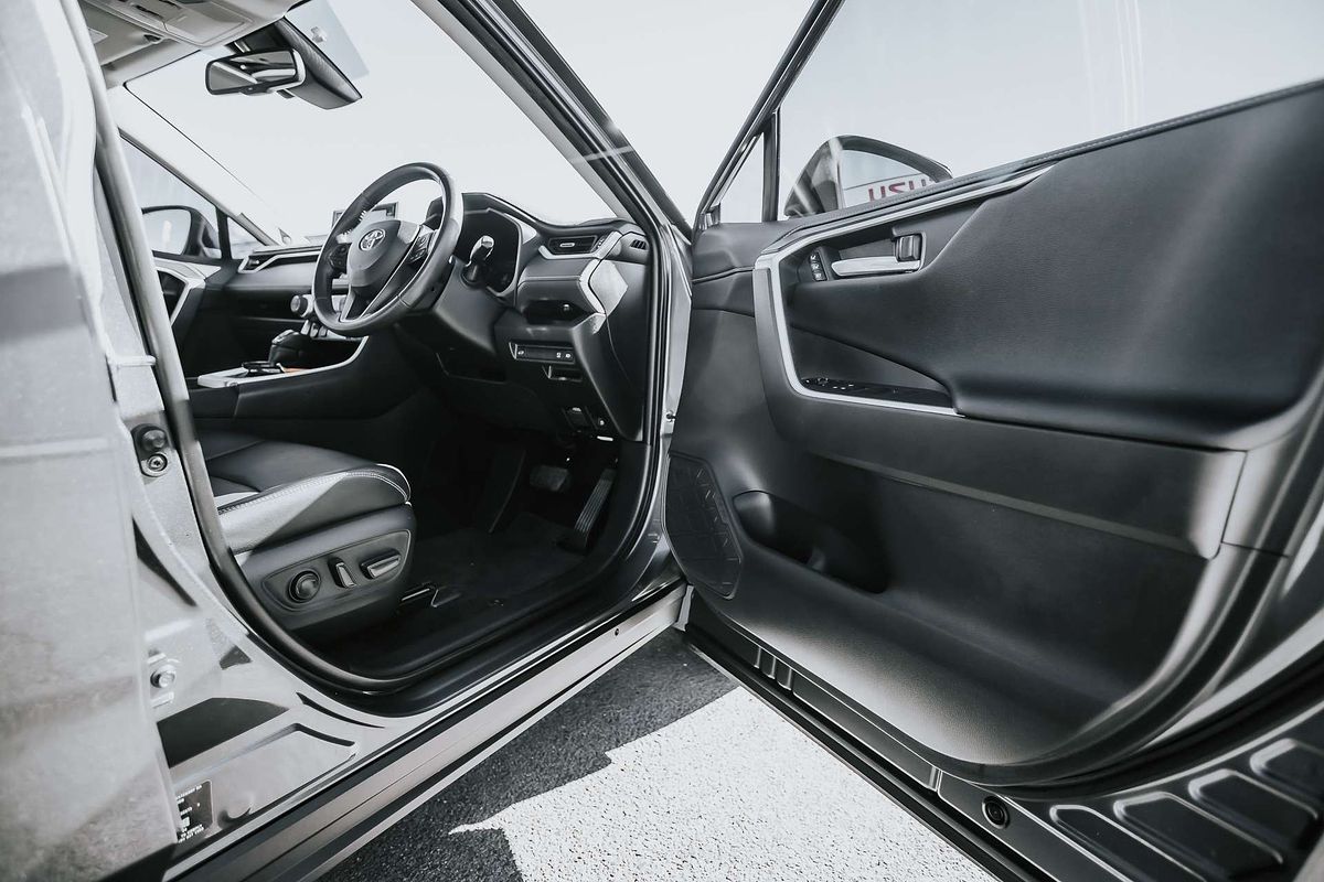 2020 Toyota RAV4 Cruiser AXAH52R