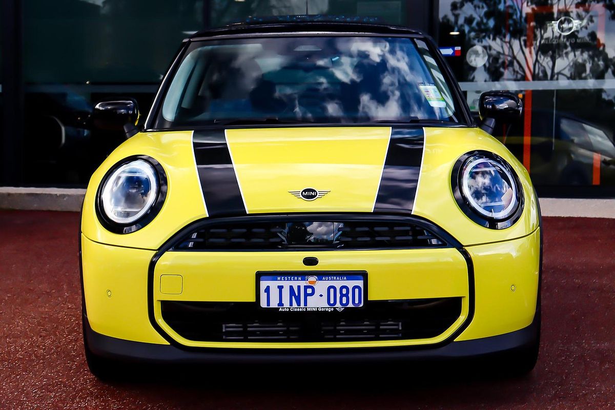 2024 MINI Cooper C Classic F65