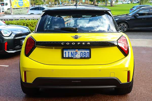 2024 MINI Cooper C Classic F65