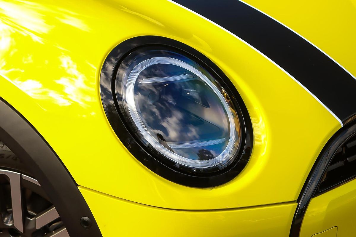 2024 MINI Cooper C Classic F65