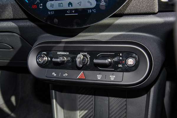 2024 MINI Cooper C Classic F65