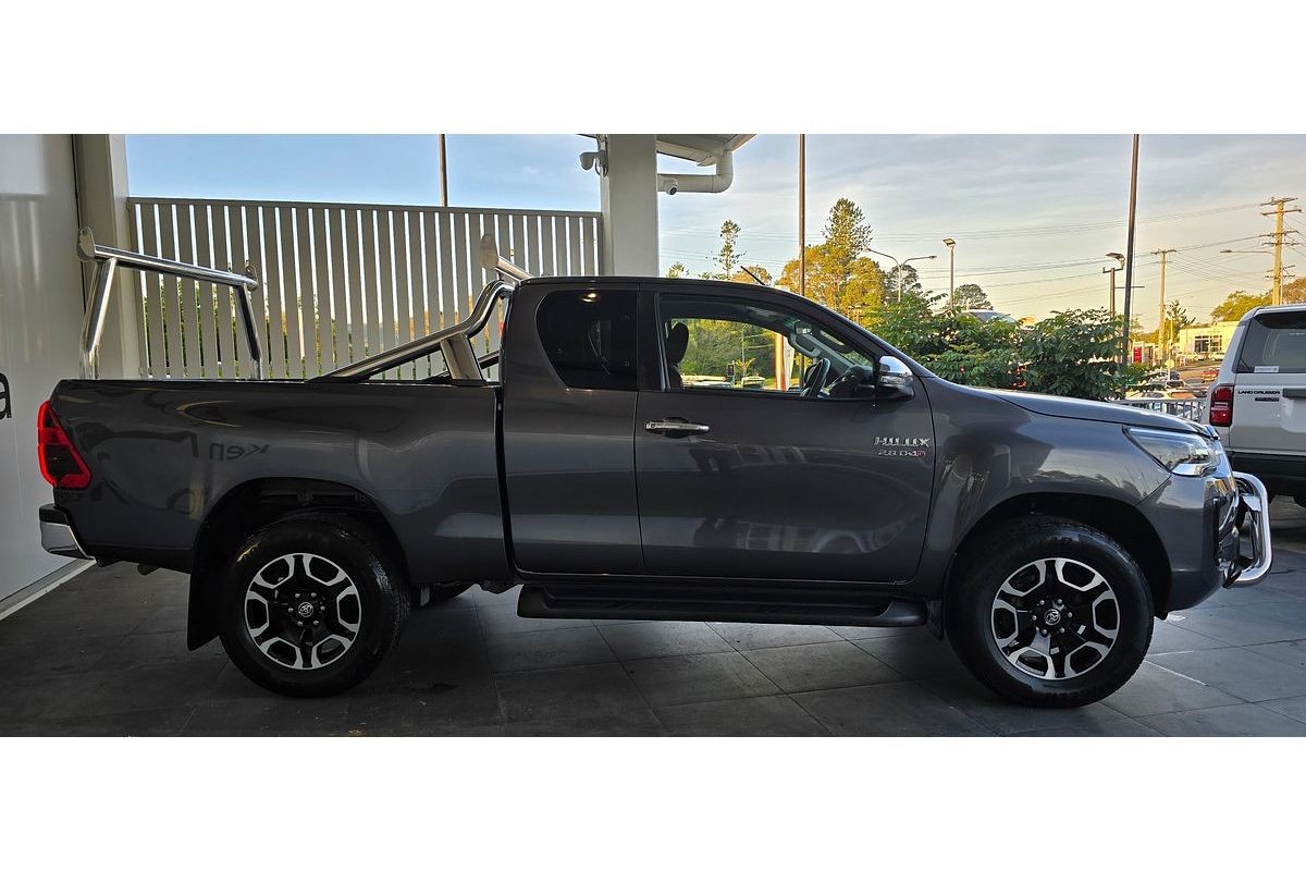 2021 Toyota Hilux SR5 GUN126R