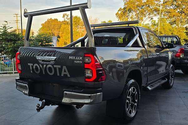 2021 Toyota Hilux SR5 GUN126R