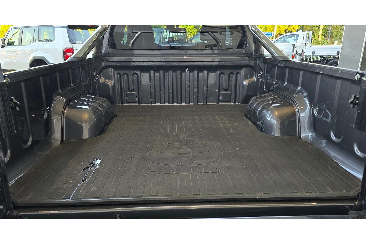 2021 Toyota Hilux SR5 GUN126R