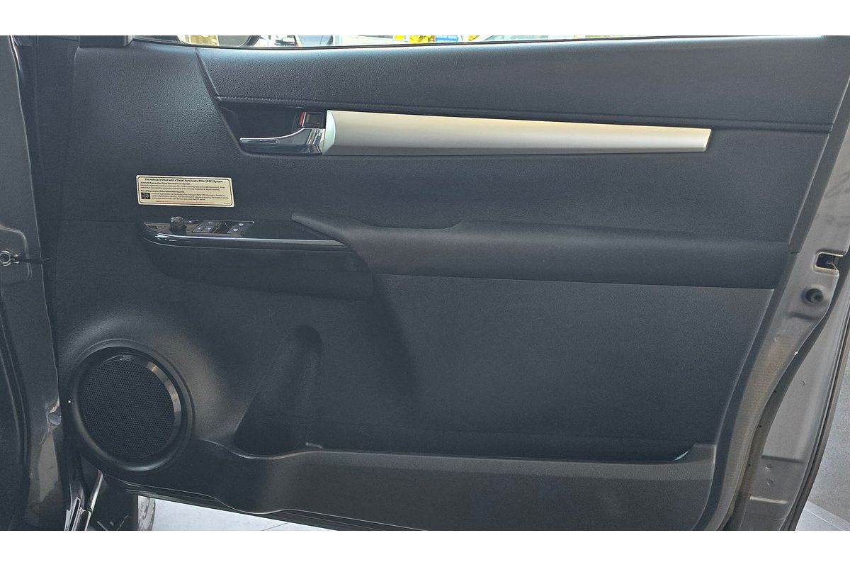 2021 Toyota Hilux SR5 GUN126R