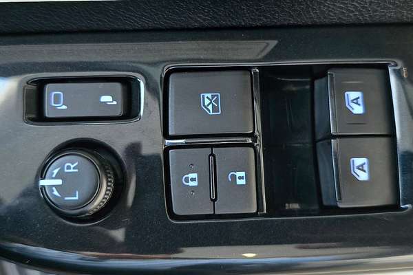 2021 Toyota Hilux SR5 GUN126R