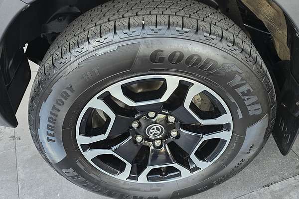 2021 Toyota Hilux SR5 GUN126R