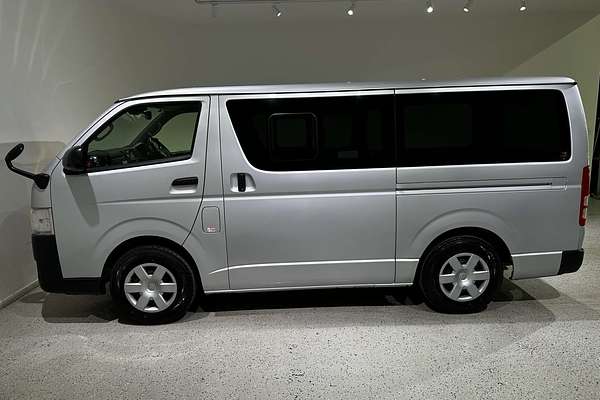 2018 Toyota Hiace TRH200V