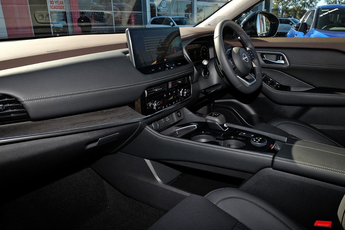 2025 Nissan X-TRAIL Ti-L T33