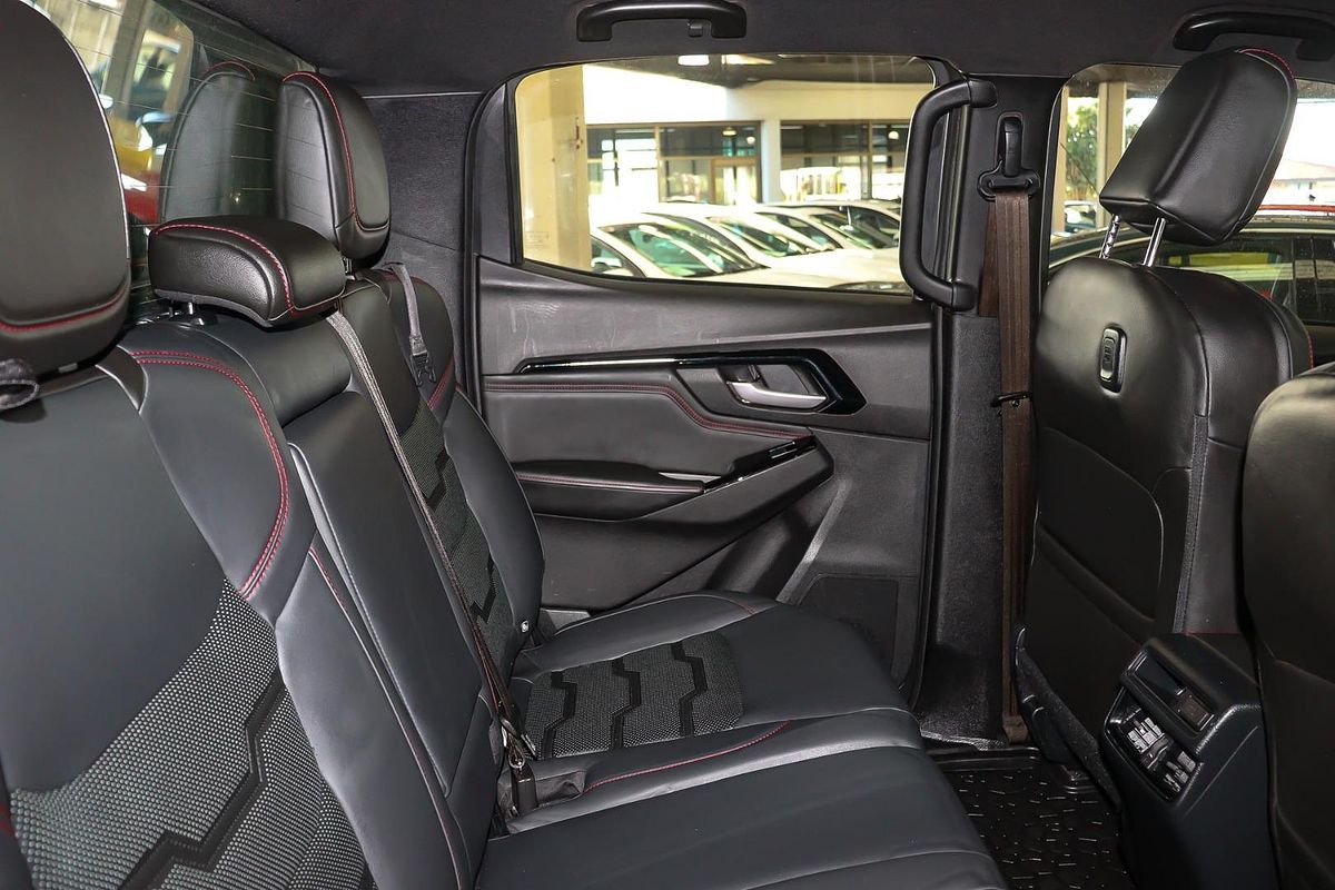2023 Isuzu D-MAX X-TERRAIN 4X4