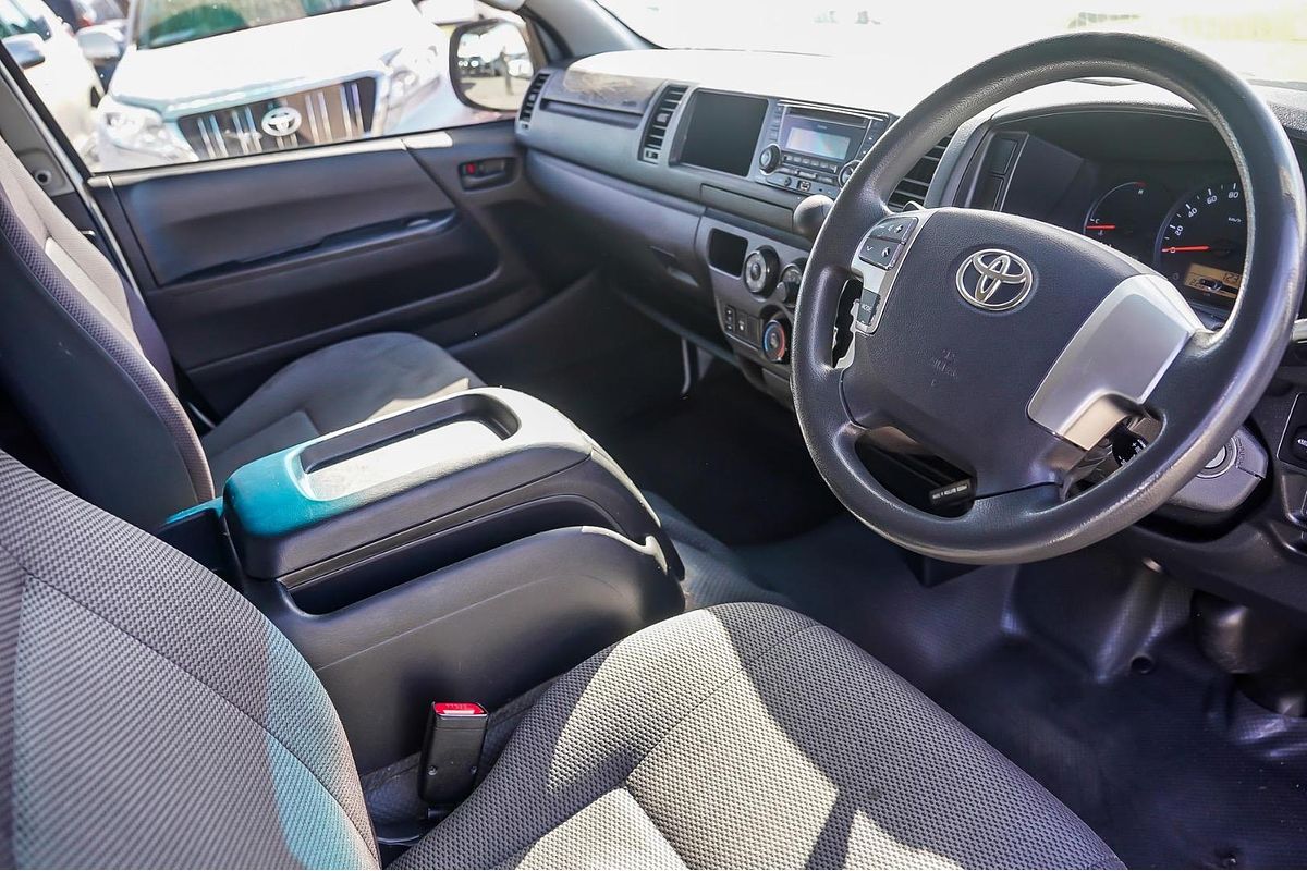 2014 Toyota Hiace Commuter TRH223R
