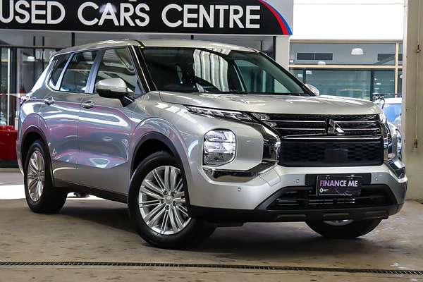 2024 Mitsubishi Outlander ES ZM