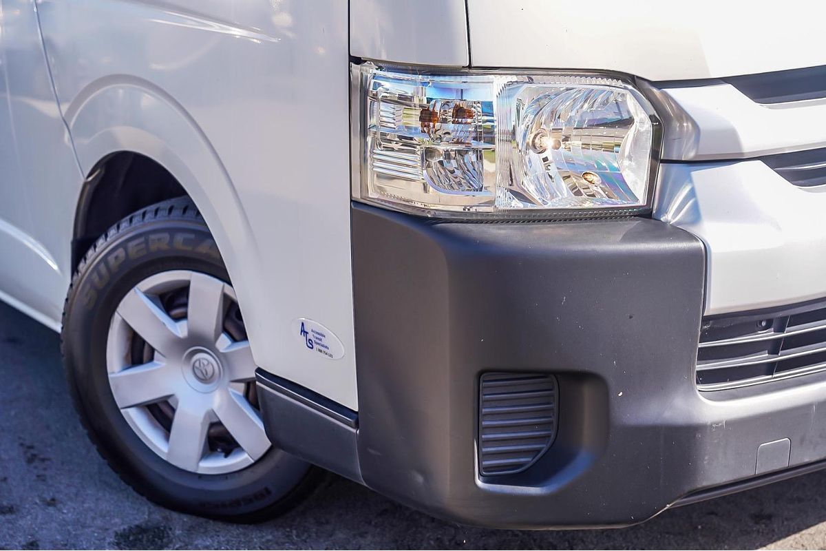 2014 Toyota Hiace Commuter TRH223R