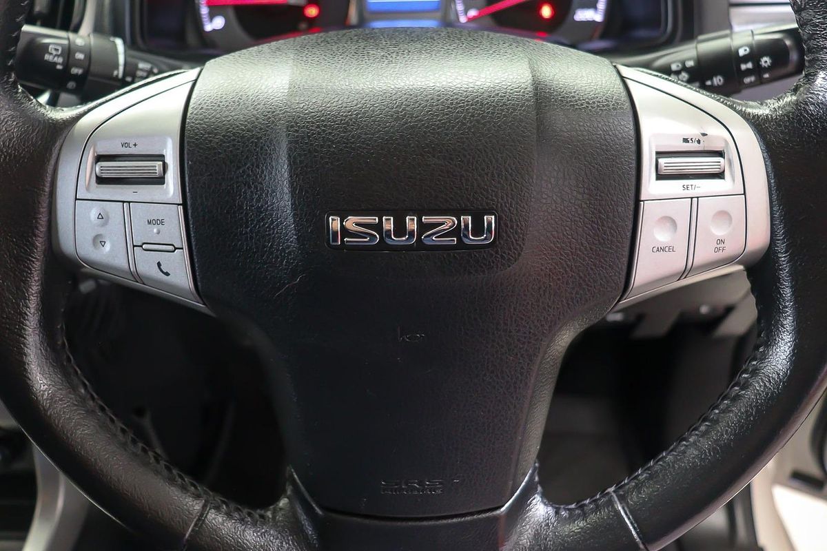 2015 Isuzu MU-X LS-T