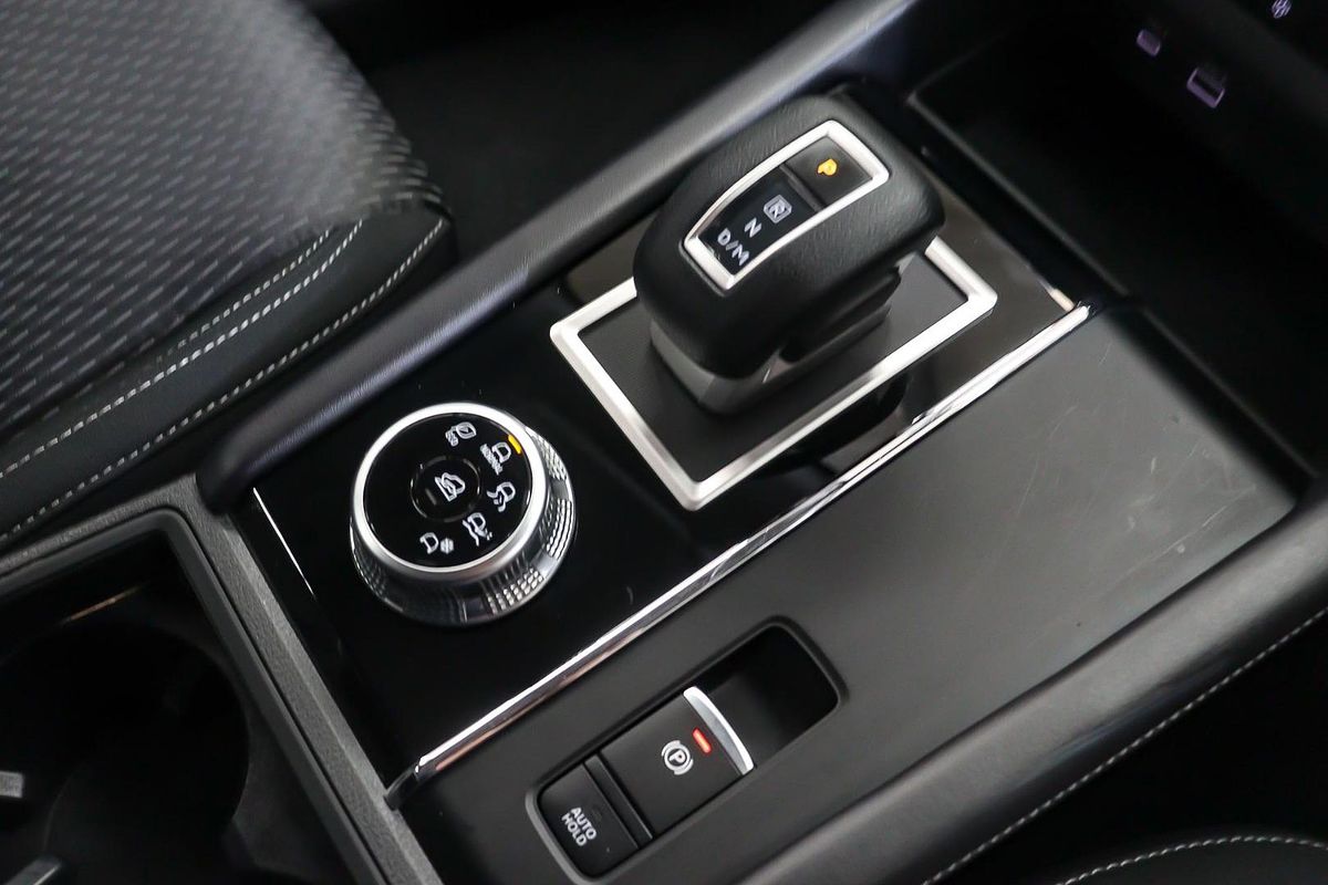 2024 Mitsubishi Outlander ES ZM