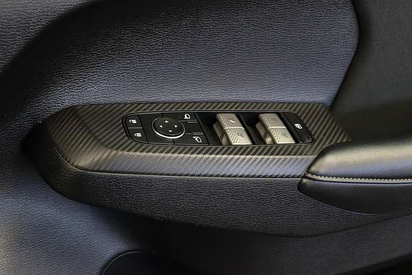 2024 Mitsubishi Outlander ES ZM