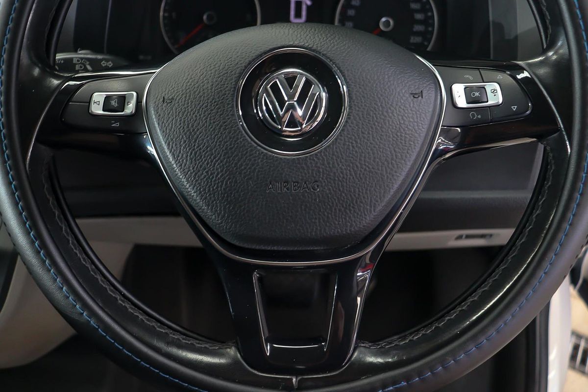 2019 Volkswagen Transporter TDI340 T6 SWB