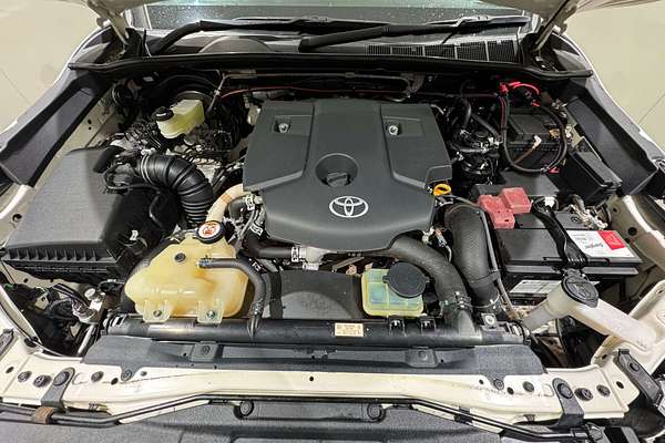 2022 Toyota Hilux Hilux 4x4 SR 2.8L T Diesel Automatic Double Cab C/C GUN126R 4X4