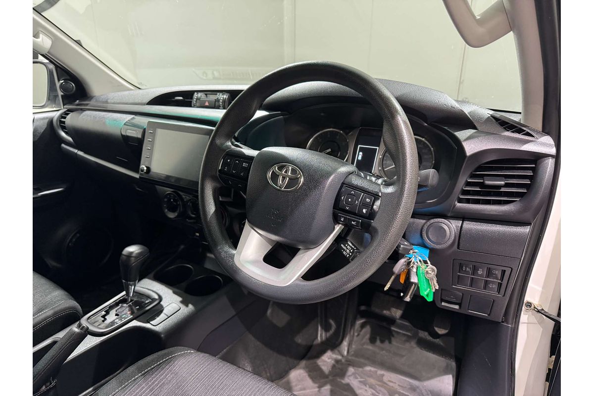 2022 Toyota Hilux Hilux 4x4 SR 2.8L T Diesel Automatic Double Cab C/C GUN126R 4X4