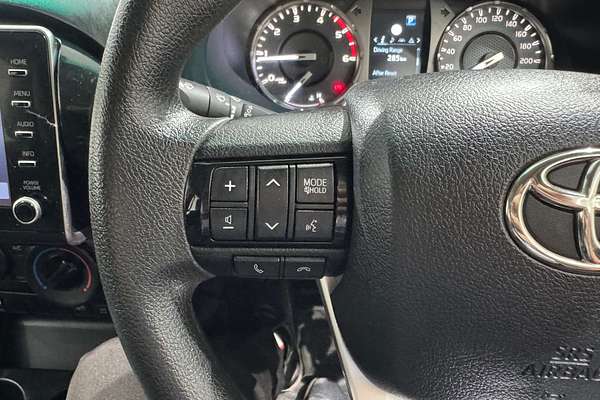 2022 Toyota Hilux Hilux 4x4 SR 2.8L T Diesel Automatic Double Cab C/C GUN126R 4X4
