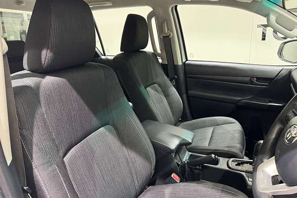 2022 Toyota Hilux Hilux 4x4 SR 2.8L T Diesel Automatic Double Cab C/C GUN126R 4X4
