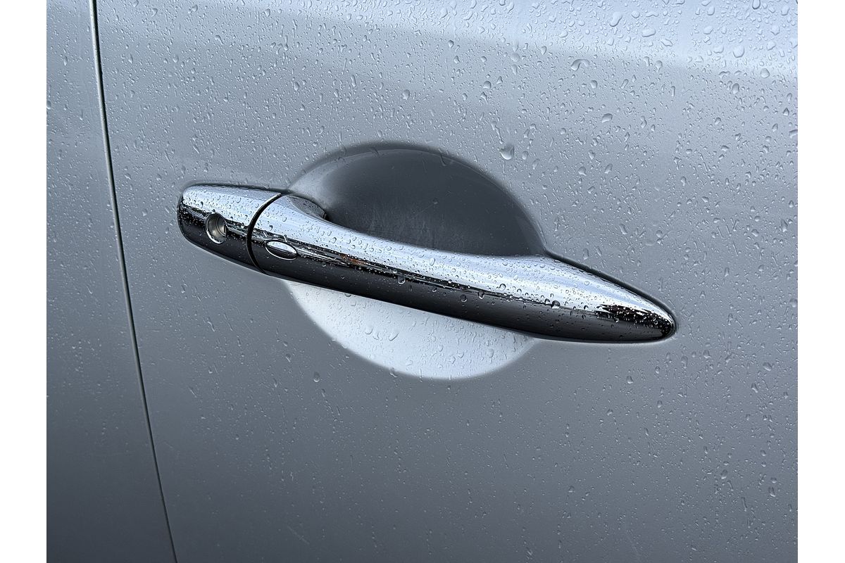 2013 Nissan Patrol Ti-L Y62