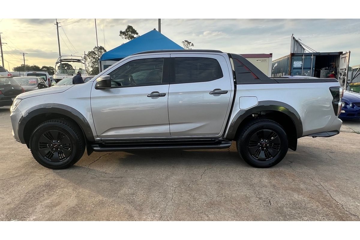 2022 Isuzu D-MAX X-TERRAIN 4X4