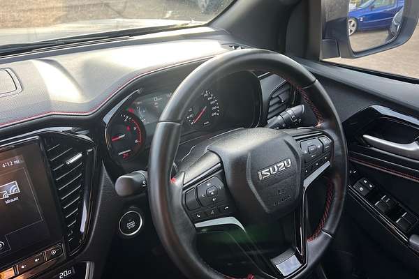 2022 Isuzu D-MAX X-TERRAIN 4X4