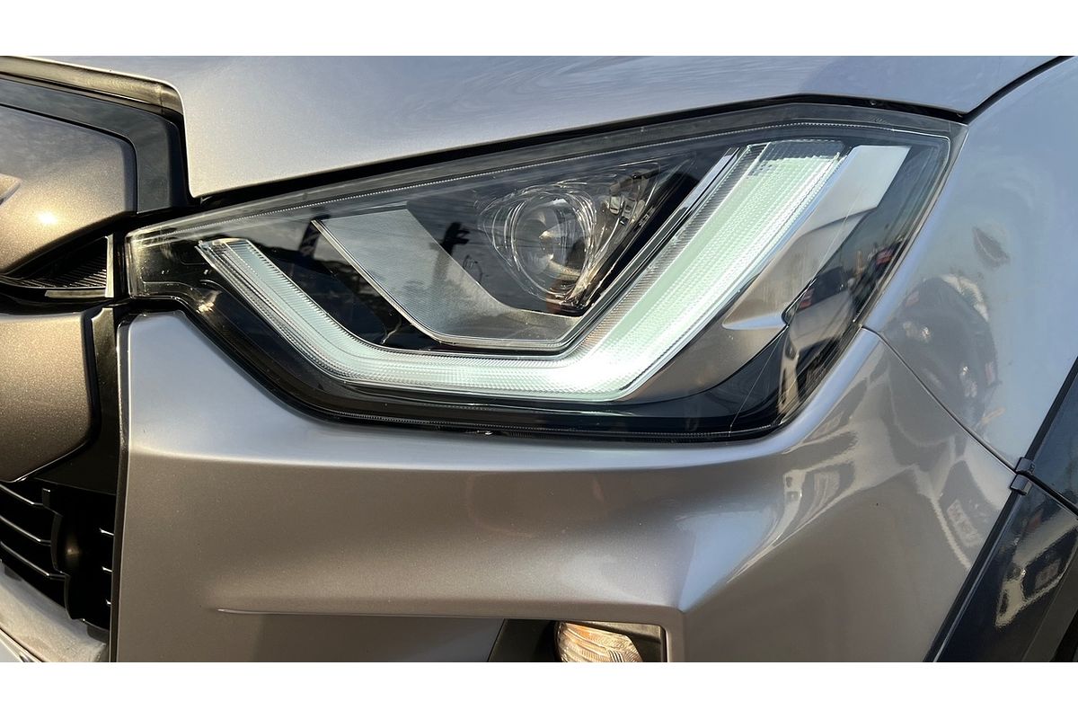 2022 Isuzu D-MAX X-TERRAIN 4X4