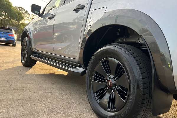 2022 Isuzu D-MAX X-TERRAIN 4X4