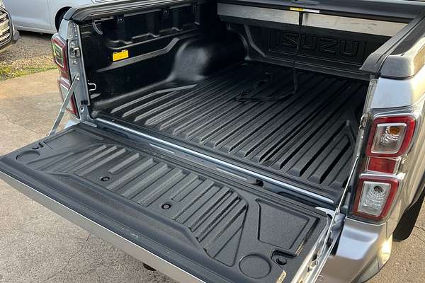 2022 Isuzu D-MAX X-TERRAIN 4X4