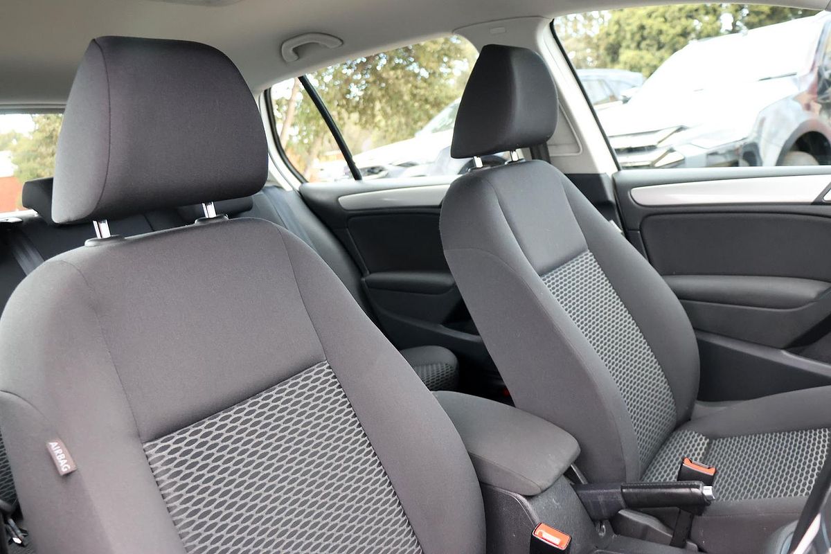 2010 Volkswagen Golf 90TSI Trendline VI