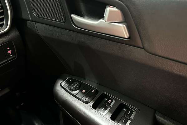 2020 Kia Sportage S QL