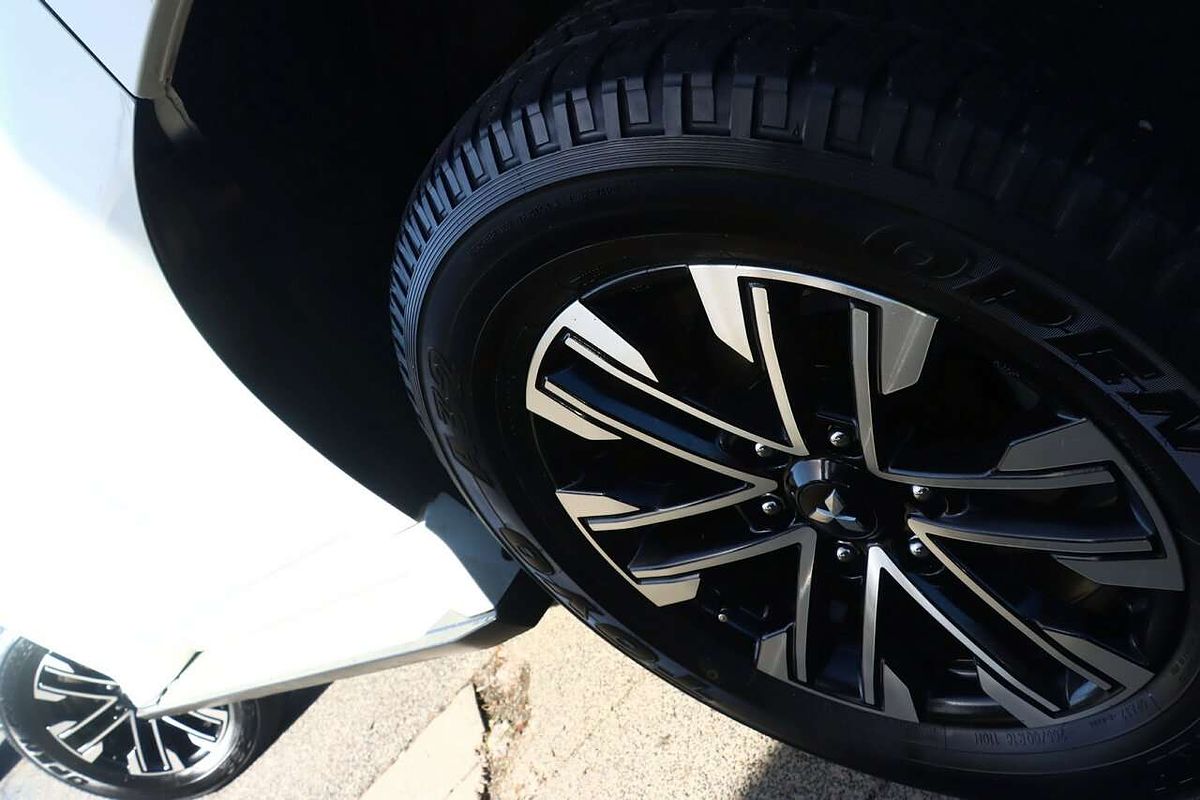 2021 Mitsubishi Pajero Sport GLS QF