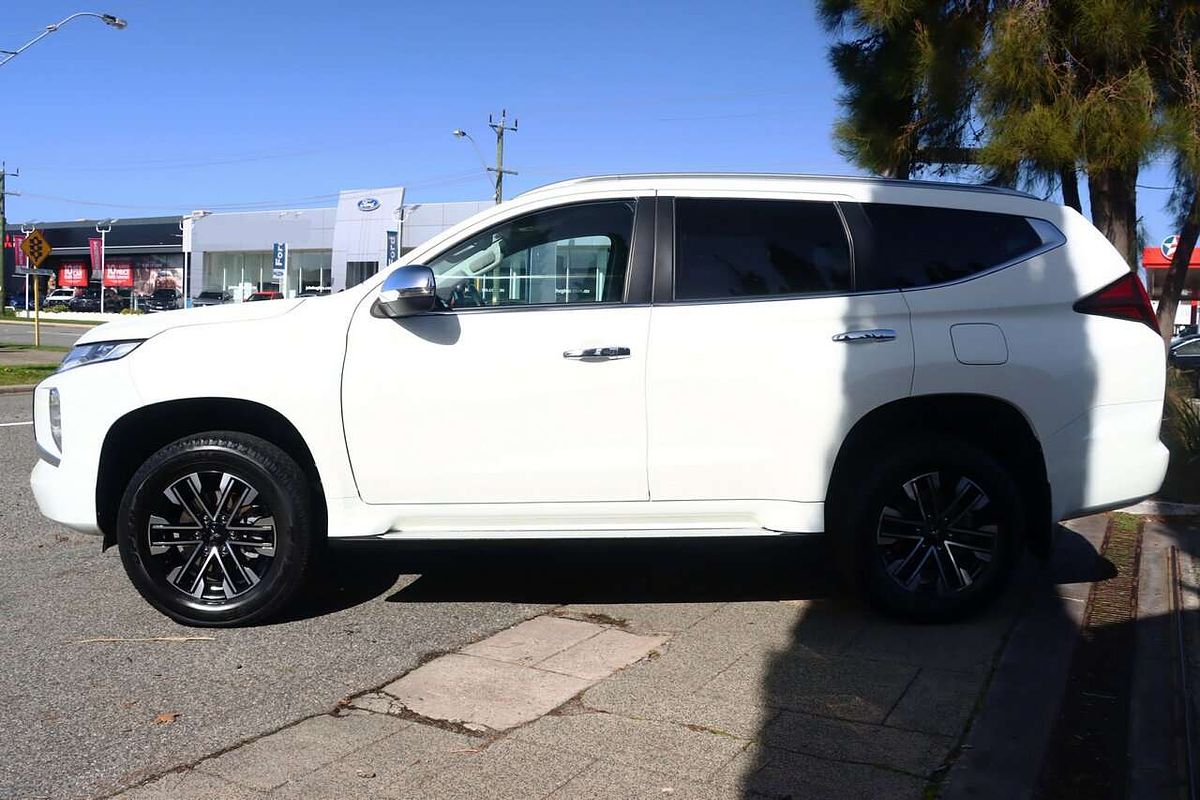 2021 Mitsubishi Pajero Sport GLS QF