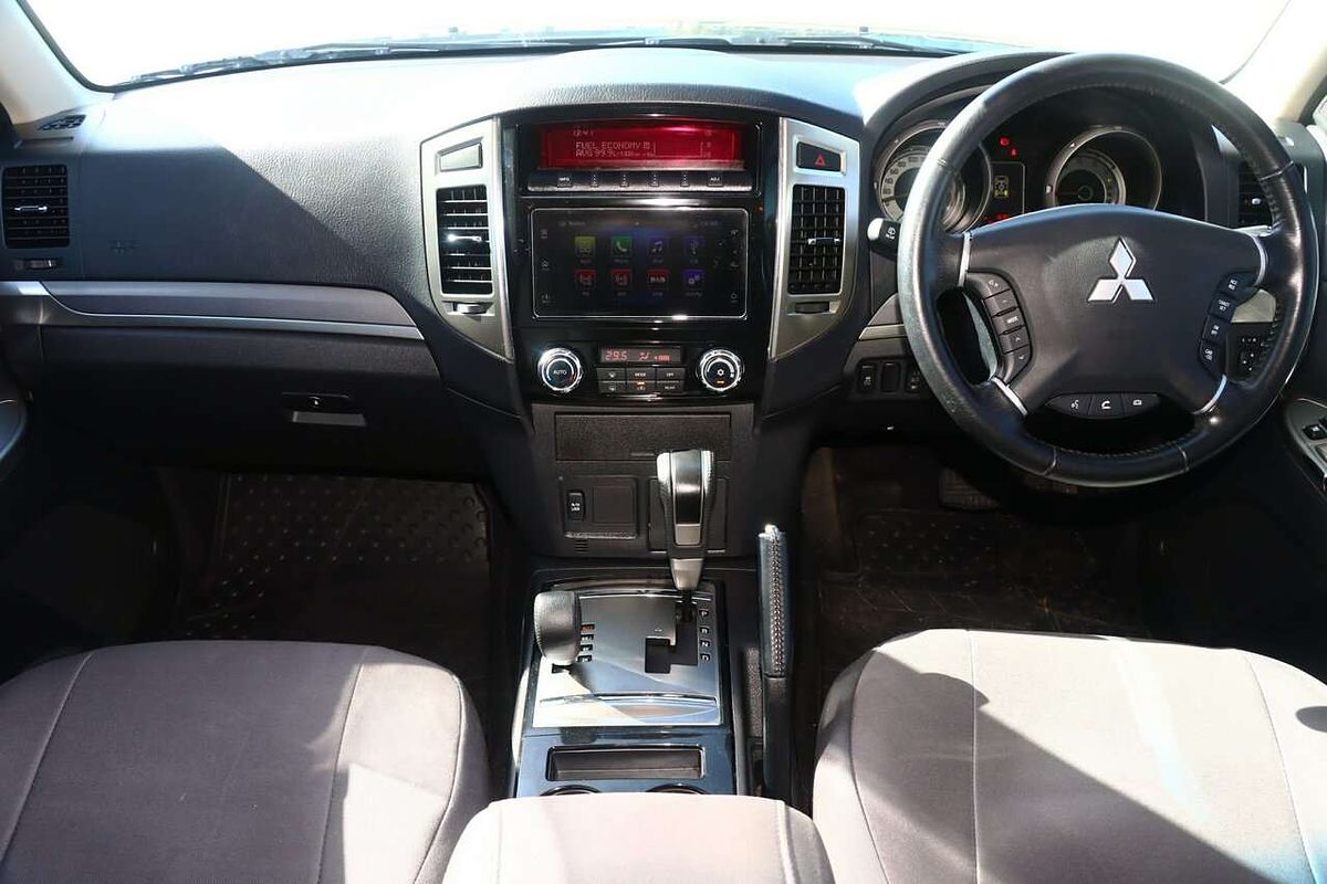 2021 Mitsubishi Pajero GLX NX