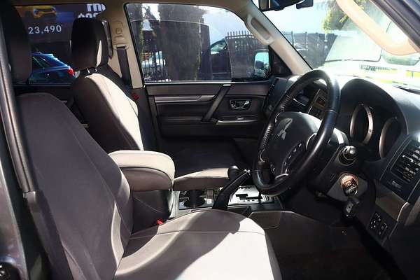 2021 Mitsubishi Pajero GLX NX