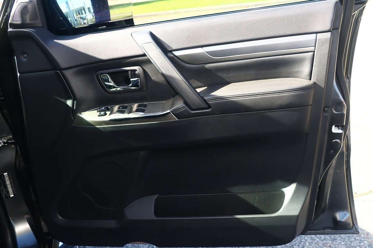 2021 Mitsubishi Pajero GLX NX