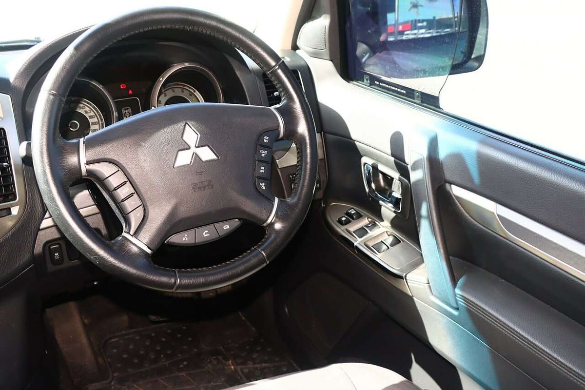 2021 Mitsubishi Pajero GLX NX