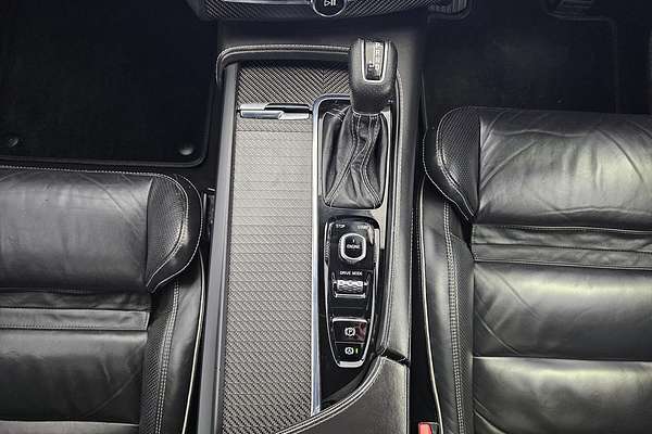 2016 Volvo XC90 D5 R-Design