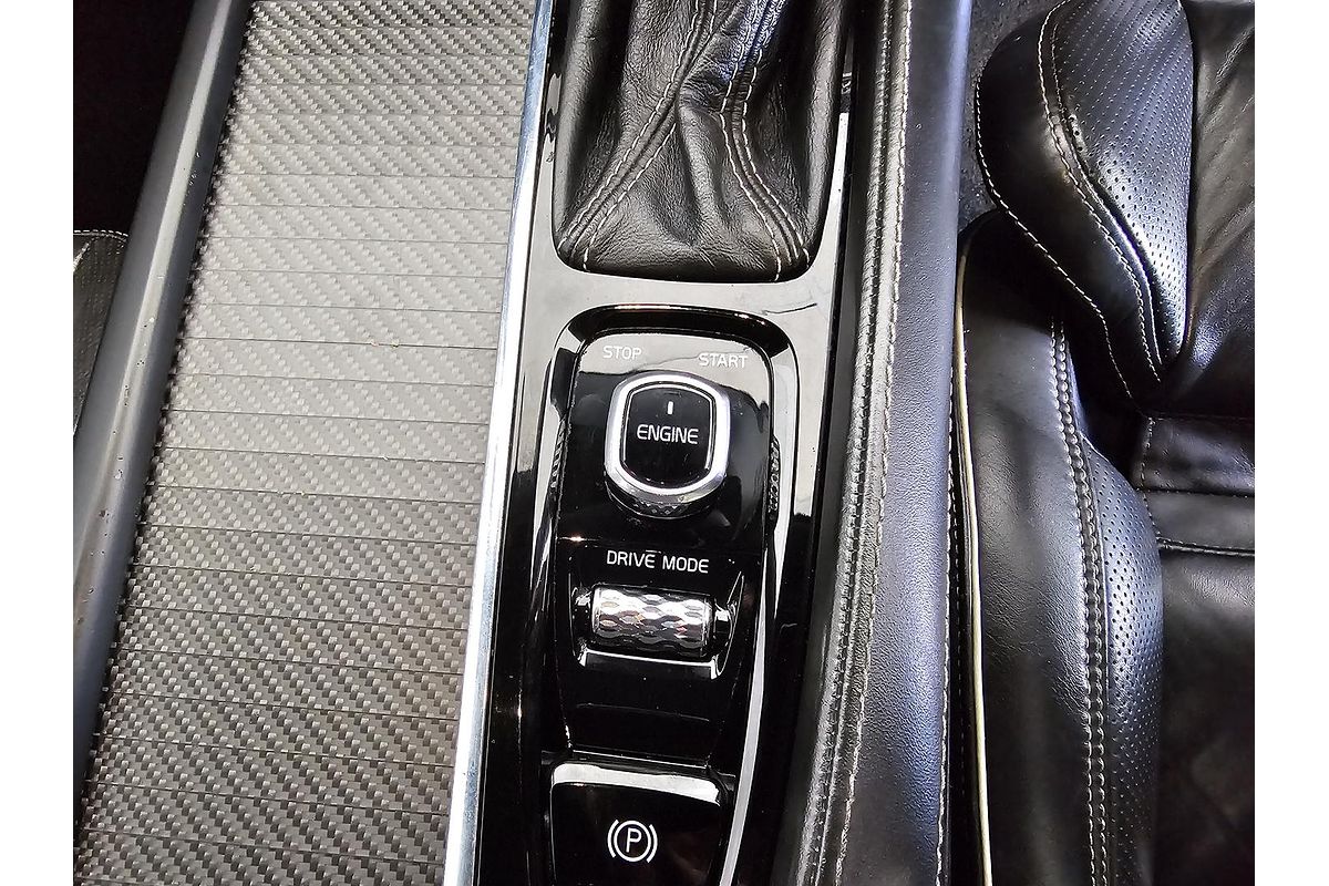 2016 Volvo XC90 D5 R-Design