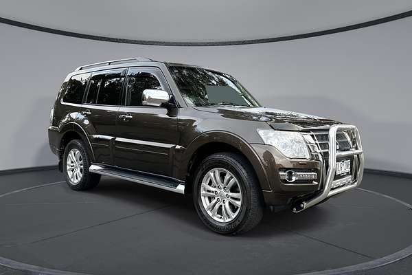 2017 Mitsubishi Pajero GLS NX