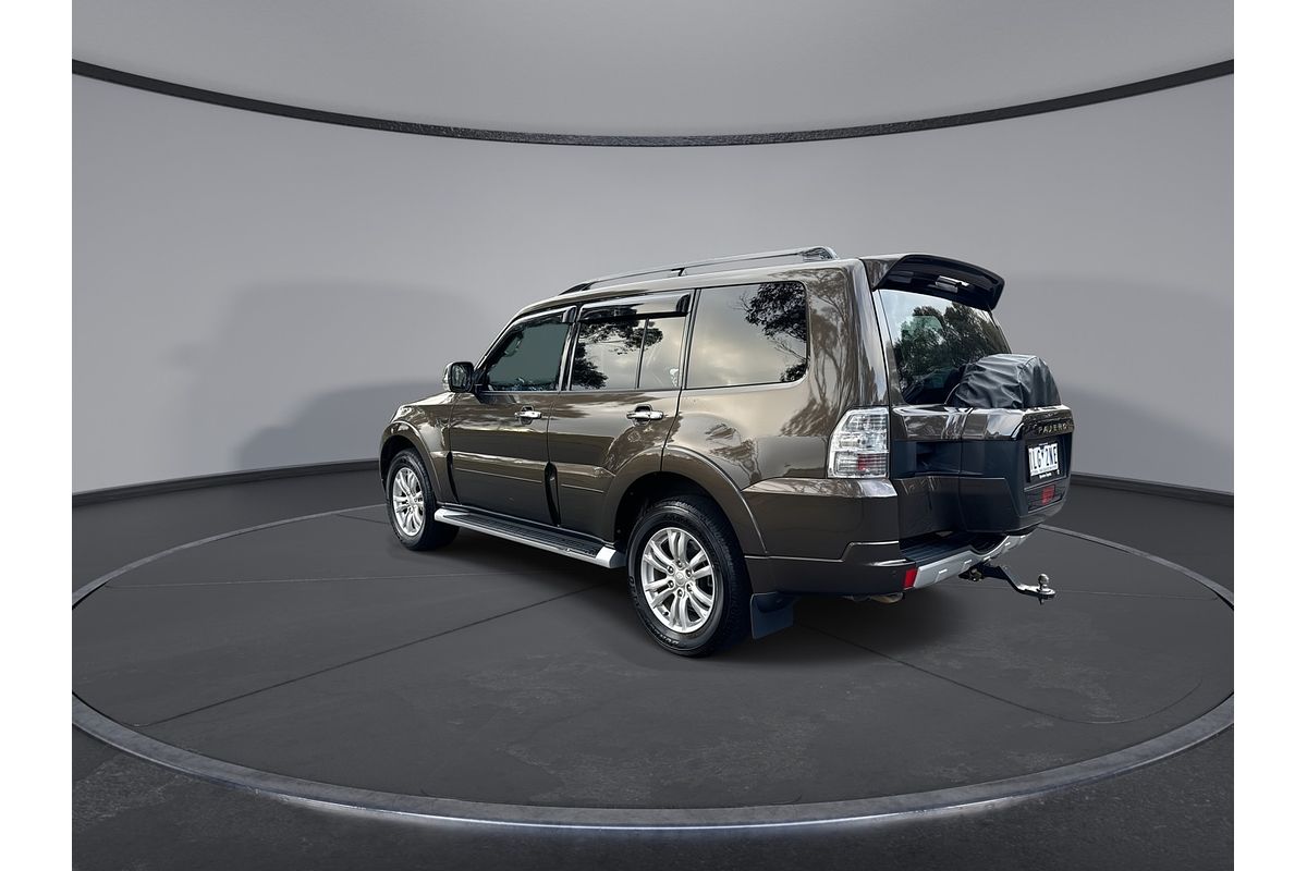 2017 Mitsubishi Pajero GLS NX